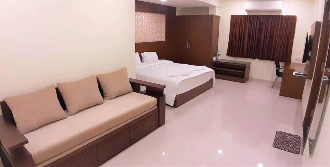 צ'נאי A And M Rooms And Residences מראה חיצוני תמונה
